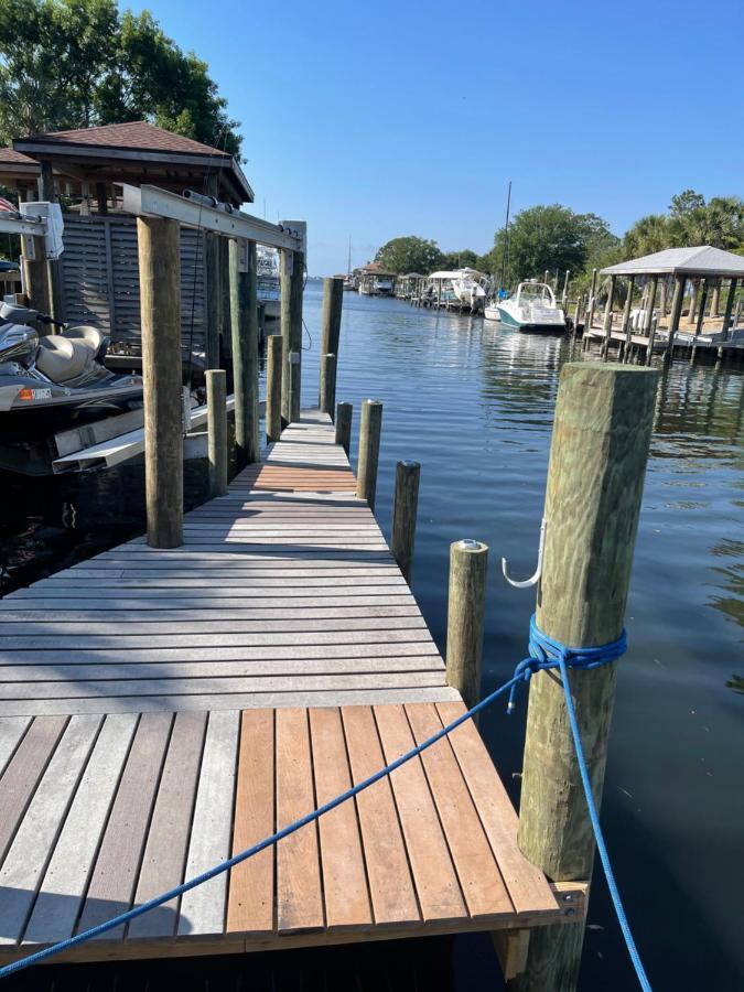 Exclusive Canal Home & Dock In Gulf Breeze Kültér fotó